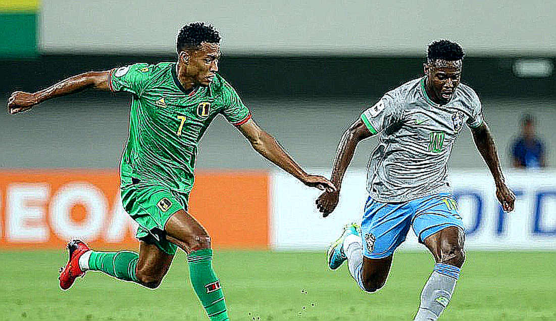 Bản án 350.000 Franc và tấm huy chương bị niêm phong: Khi AFC tự bắn vào chân mình