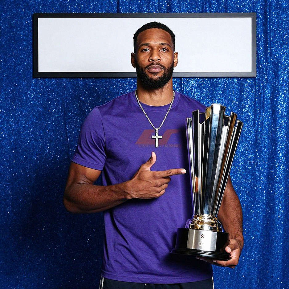 Chris Paul Cut by Los Angeles Clippers at Age 40: When Loyalty Collides with Business Decisions