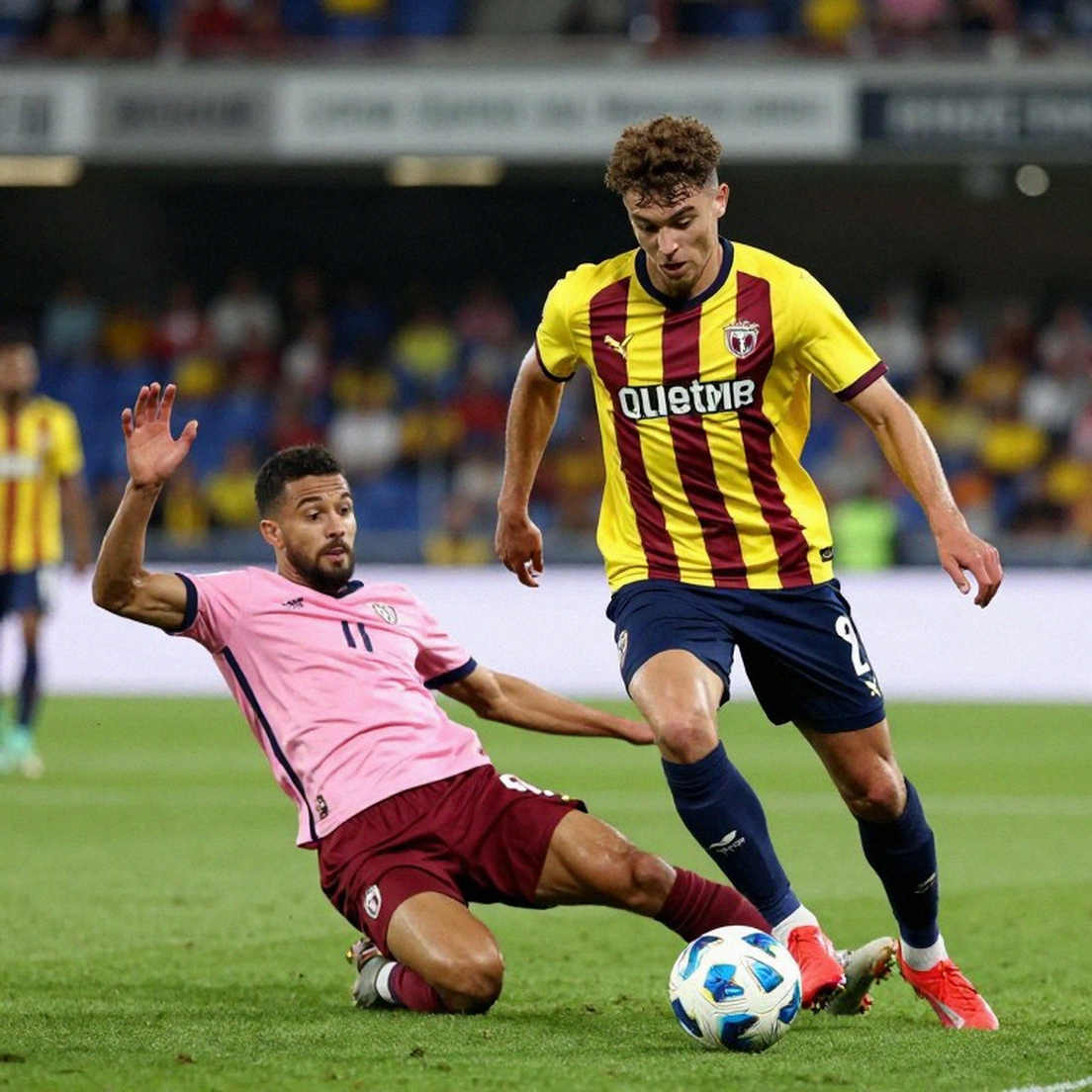 V.League Transfers: Goalkeepers Get Paid, Youth Academies Get Discounted V.League Transfers: Goalkeepers Get Paid, Youth Academies Get Discounted