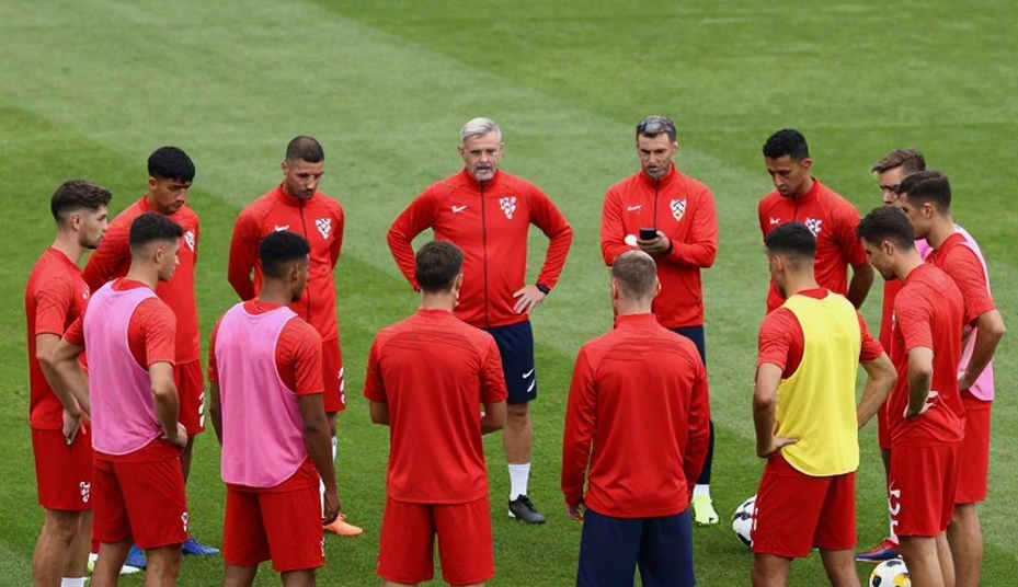 Data Quality in Sports Journalism: Lessons from a 'Football' Label Wrongly Attached to a Robbie Williams Concert Preview Data Quality in Sports Journalism: Lessons from a 'Football' Label Wrongly Attached to a Robbie Williams Concert Preview