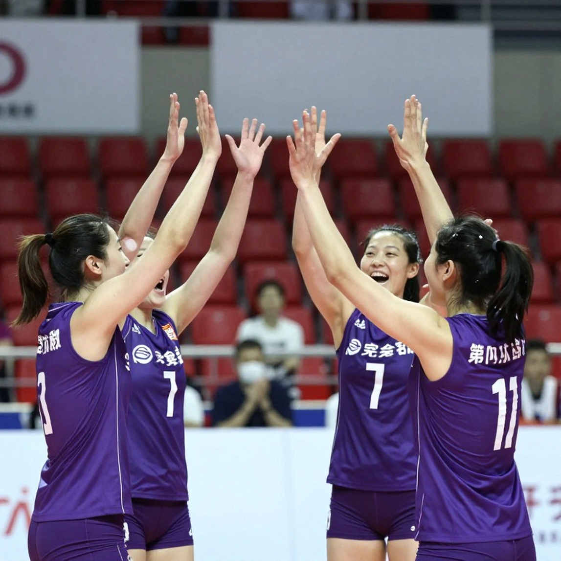 Giải bóng chuyền bãi biển AVC tại Shangluo: Yan Xu và Xia Xinyi mở màn vòng loại Olympic LA 2028 bằng chiến thắng 21-4, 21-2