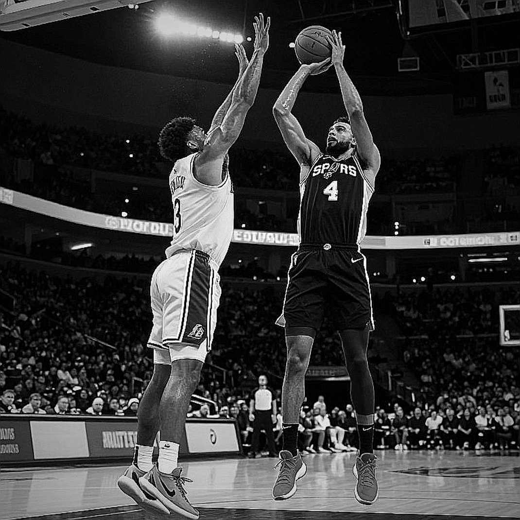 Knicks: chiếc hộp rỗng, second apron và chức vô địch bị tiêu bằng niềm tin