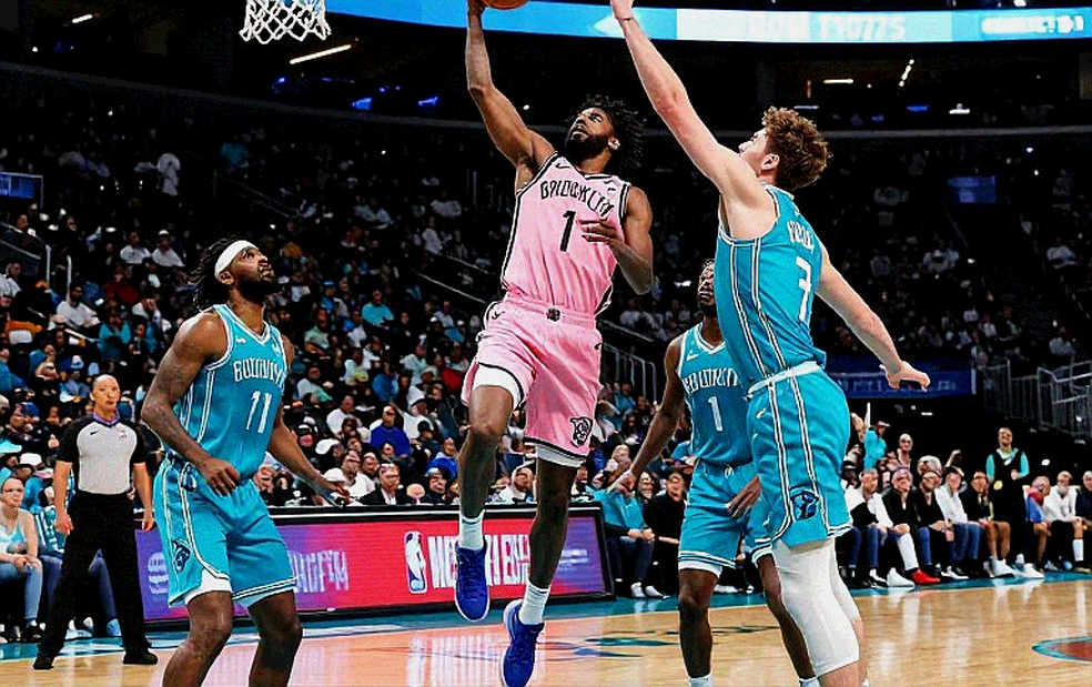 Fever Amid the FIBA Storm: Sophie Cunningham, Locker Room Silence, and the Late-Season Seeding Race Fever Amid the FIBA Storm: Sophie Cunningham, Locker Room Silence, and the Late-Season Seeding Race