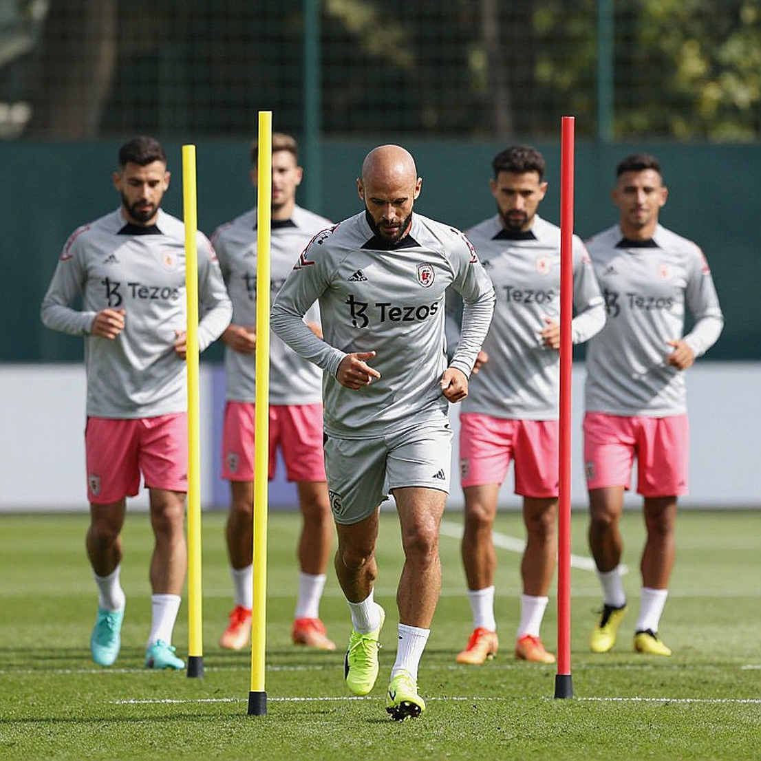 Ricardo Rodriguez trở lại Torino: Bản hợp đồng không phí mang đến chiều sâu cho hàng thủ Ricardo Rodriguez trở lại Torino: Bản hợp đồng không phí mang đến chiều sâu cho hàng thủ