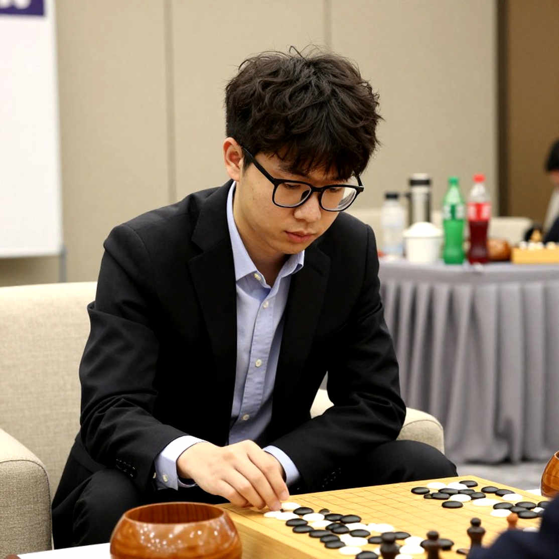 Bodhana Sivanandan, nước 3.Bc4 và con số 2504 ở Olympiad Samarkand 2026 Bodhana Sivanandan, nước 3.Bc4 và con số 2504 ở Olympiad Samarkand 2026