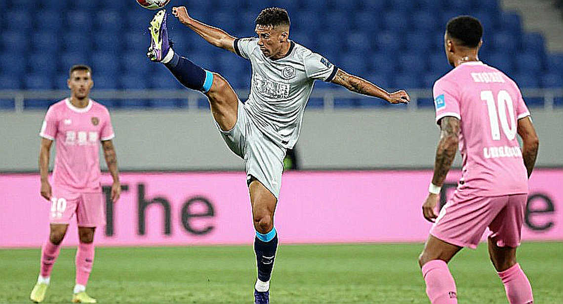 Lý Hoàng Nam: Cú hat-trick lịch sử và áp lực từ ba trận chung kết trong một ngày Lý Hoàng Nam: Cú hat-trick lịch sử và áp lực từ ba trận chung kết trong một ngày
