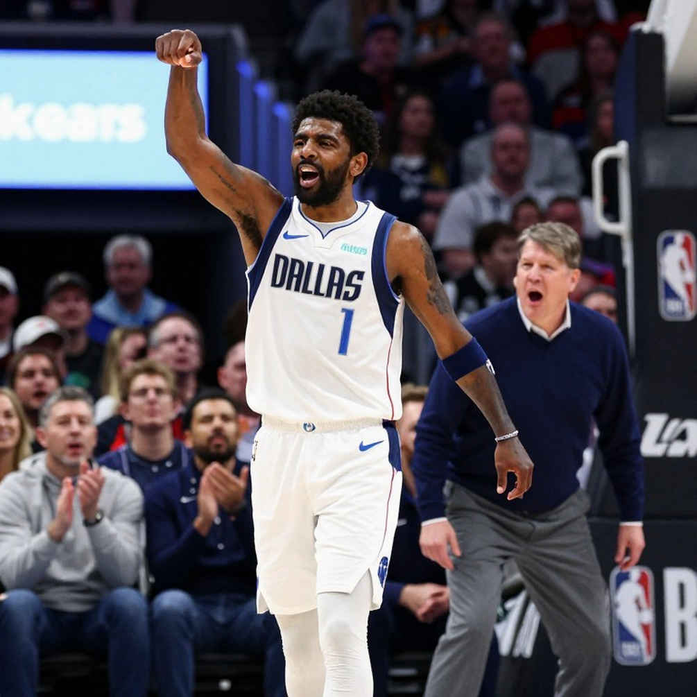 Blazers thu hồi hợp đồng bình luận viên trong vài giờ: Khâu thẩm định sụp đổ trước ngày khai mạc